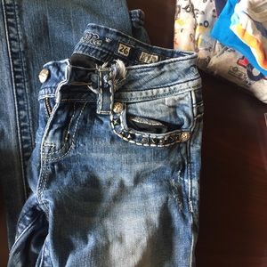 Jeans
